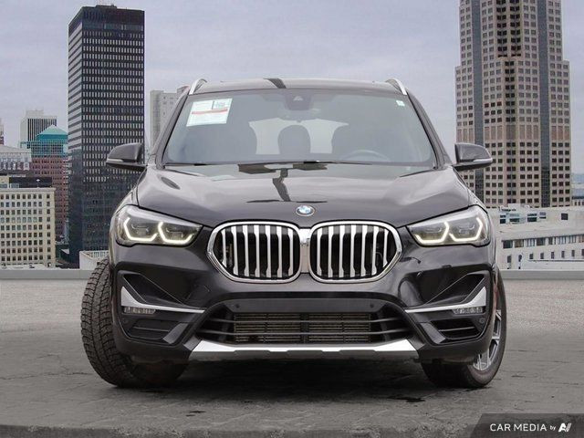 2021 BMW X1 xDrive28i | Navigation | Leather | Sunroof in Cars & Trucks in Calgary - Image 2