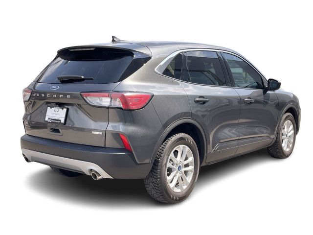 2020 Ford Escape SE - AWD Heated Front Seats, Keyless Entry in Cars & Trucks in Calgary - Image 4