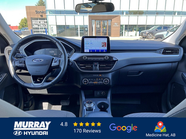 2021 Ford Escape SE AWD Blind Spot System Apple CarPlay in Cars & Trucks in Medicine Hat - Image 2