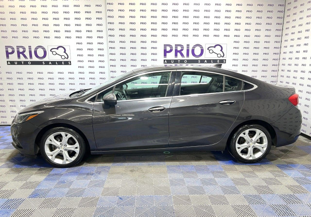 2016 Chevrolet Cruze in Cars & Trucks in Ottawa - Image 2