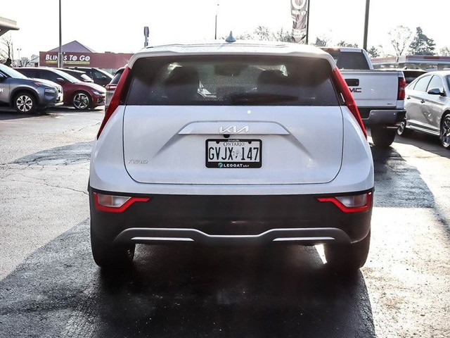 2023 Kia Niro EV Premium | Sunroof | Carplay | Dual Zone Climate in Cars & Trucks in Oakville / Halton Region - Image 4