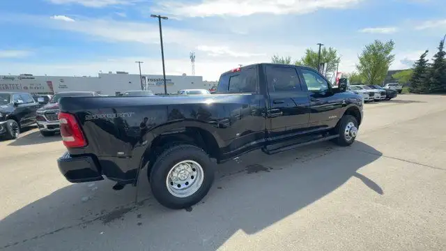 2023 Ram 3500 Laramie | Sunroof | Remote Start in Cars & Trucks in Edmonton - Image 4