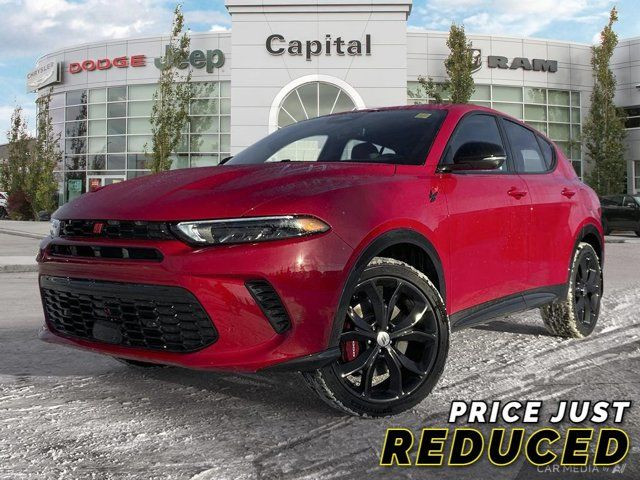 2024 Dodge Hornet R/T | BLACKTOP + TRACK PACK BUNDLE in Cars & Trucks in Edmonton