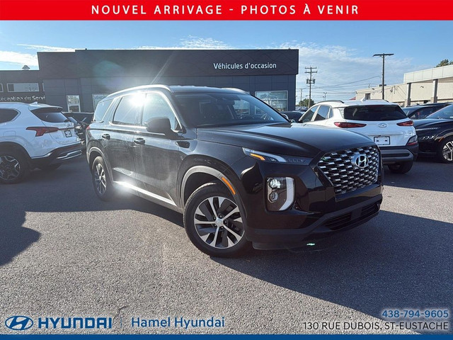 2022 Hyundai Palisade ESSENTIEL 8 PASSAGERS AWD in Cars & Trucks in Laval / North Shore