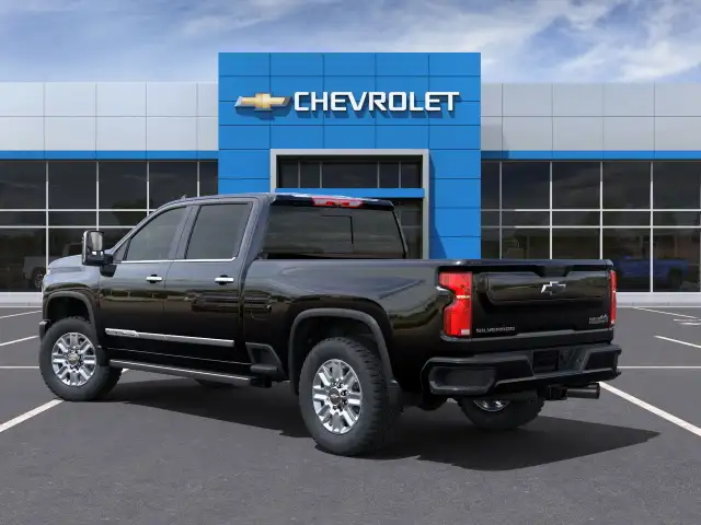 2025 Chevrolet SILVERADO 2500HD High Country- Diesel | Power Ret in Cars & Trucks in Markham / York Region - Image 40