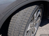 Odometer is 4301 kilometers below market average! Gray Metallic 2023 Ford Escape Platinum AWD 8-Spee... (image 6)