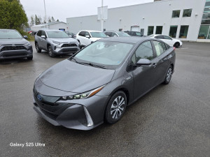 2022 Toyota Prius Prime PLUG-IN - A VENDRE PRES DE QUEBEC -
