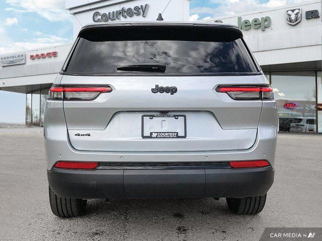 2025 Jeep Grand Cherokee L Altitude in Cars & Trucks in Calgary - Image 4