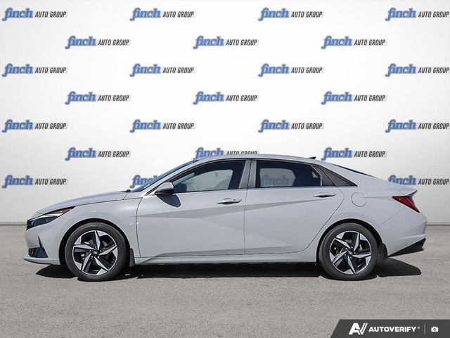 2022 Hyundai Elantra Ultimate Tech w/Two-Tone Interior two to... in Cars & Trucks in London - Image 3