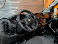 À voir! / Come see it! BIEN ÉQUIPÉ / WELL EQUIPPED. Version Cargo 2500 Toit surélevé / High roof 159... (image 1)