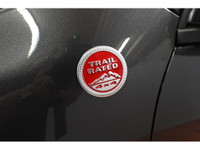 JEEP CHEROKEE TRAILHAWK ELITE 4X4, ENSEMBLE ÉLITE, TOIT PANORAMIQUE, SIÈGES VENTILÉ CHAUFFANT, VOLAN... (image 8)