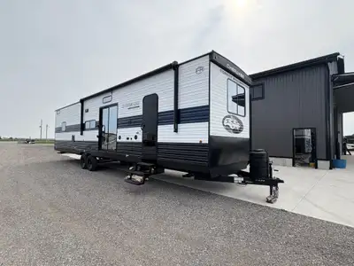 In Stock! Specifications and Features: Exterior Height: 13' 6 Exterior Width: 8' (96) Cargo Carrying...
