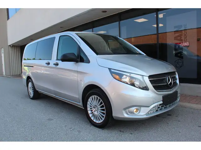 2018 Mercedes-Benz Metris Passenger Van 8 PASSENGERS - LEATHER dans Autos et camions dans Ville de Toronto - Image 27