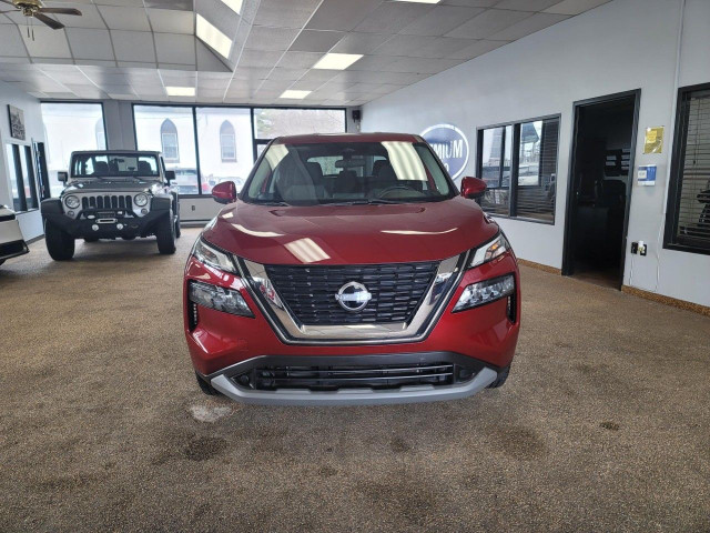 2022 Nissan Rogue in Cars & Trucks in Dartmouth - Image 2