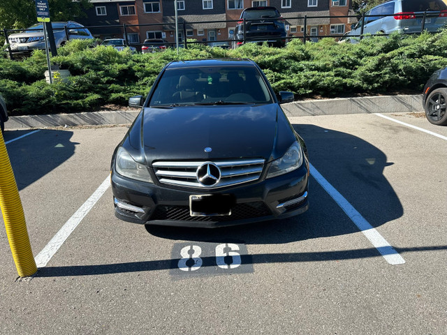 2013 Mercedes-Benz C-Class in Cars & Trucks in City of Montréal