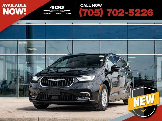 2025 Chrysler Pacifica Select in Cars & Trucks in Barrie