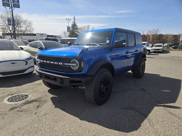 2025 Ford Bronco BADLANDS | SASQUATCH PKG | BLACK APP PKG | G.O. in Cars & Trucks in Calgary - Image 3