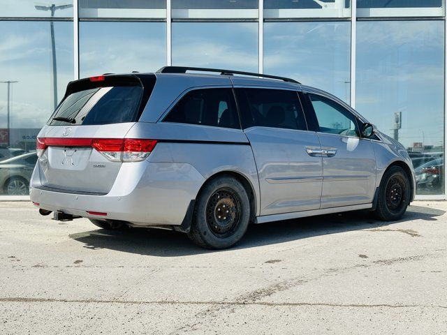 2016 Honda Odyssey Touring | HEATED FRONT SEATS | BLUETOOTH in Cars & Trucks in Winnipeg - Image 3