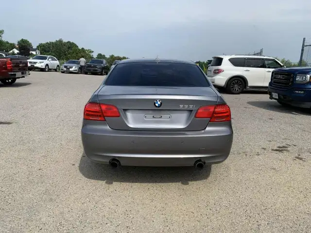 2011 BMW 3 Series 335i xDrive in Cars & Trucks in London - Image 5