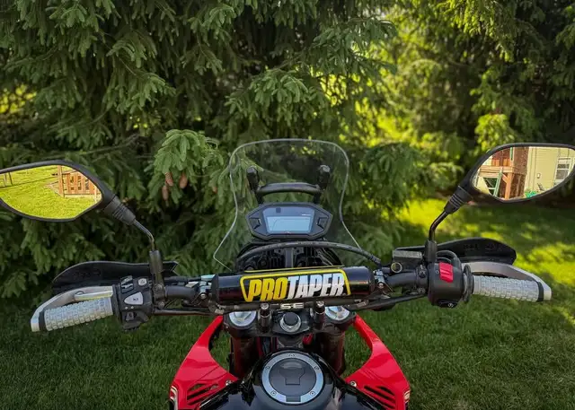 2019 HONDA CRF250L RALLY-RED! in Dirt Bikes & Motocross in Winnipeg - Image 4