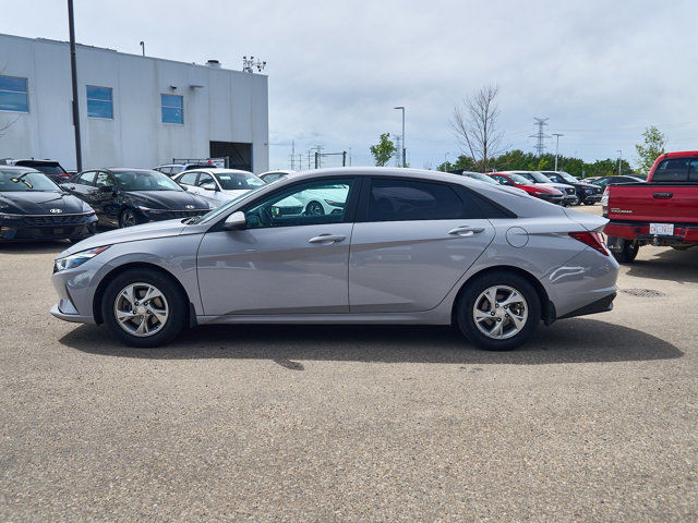2022 Hyundai Elantra Essential | Backup Cam | Lane Keep Assist in Cars & Trucks in Edmonton - Image 2