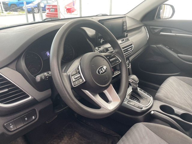 2021 Kia Seltos LX *CARPLAY* SIÈGES CHAUFF ALERTES BLUETOOTH USB in Cars & Trucks in Laurentides - Image 3