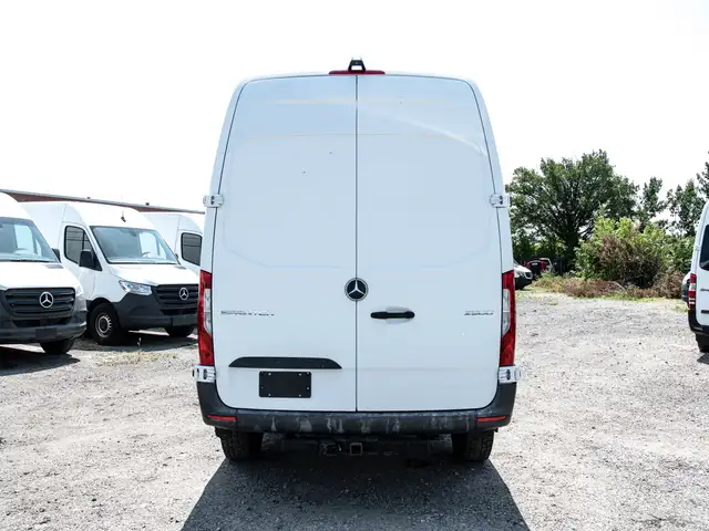 2019 Mercedes-Benz Sprinter 2500 in Cars & Trucks in Mississauga / Peel Region - Image 6