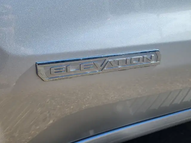 2021 GMC Sierra 1500 Elevation 6'6 FOOT BOX | 5.3L V8 in Cars & Trucks in St. Albert - Image 7