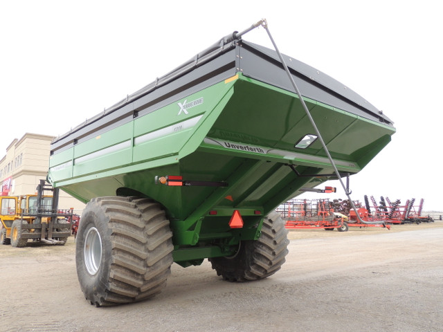 2024 Unverferth 1319 Grain Cart   in Farming Equipment in Regina - Image 3
