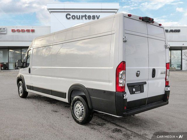 2025 Ram ProMaster Cargo Van Tradesman in Cars & Trucks in Calgary - Image 4