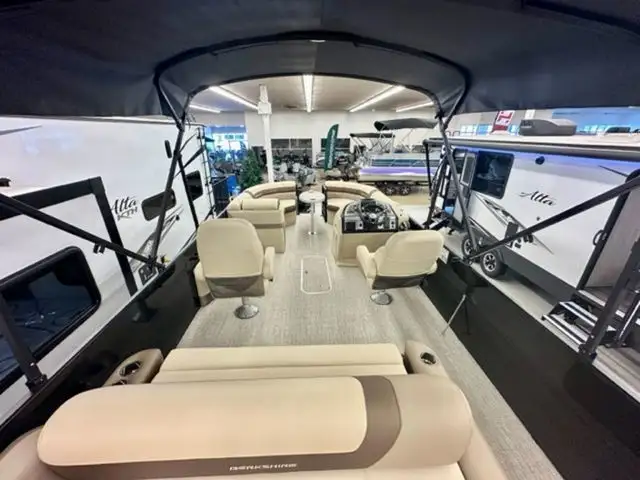 2023 Berkshire Pontoons 24 UL CTS 3.0 in Powerboats & Motorboats in Winnipeg - Image 16