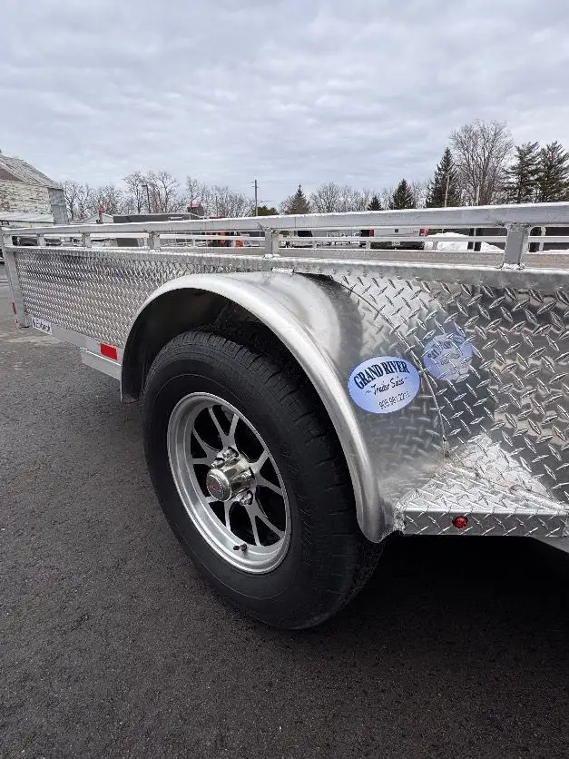 Aluminum 7x12 Single Axle Utility trailer in Cargo & Utility Trailers in Brantford - Image 5