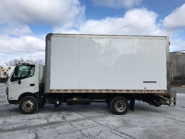 2019 Hino Truck 195 ALUMVAN in Heavy Trucks in Moncton - Image 4