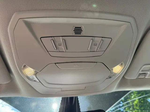 2017 Ford Escape TITANIUM! DEALER SERVICED! SUNROOF, HEATED SEAT in Cars & Trucks in Ottawa - Image 35