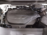 *All Wheel Drive, LED Headlights, Rain Sensing Wipers, Sun/Moonroof, Heated Mirrors, Power Mirror(s)... (image 5)
