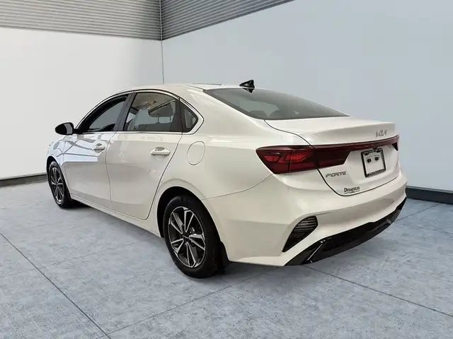 2023 Kia Forte EX Camera de recul Cruise adaptatif Sieges chauff in Cars & Trucks in Laval / North Shore - Image 7