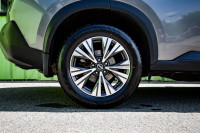 This 2022 Nissan Rogue is for sale today. This SUV has 105,201 kms. It's grey in colour and is compl... (image 5)