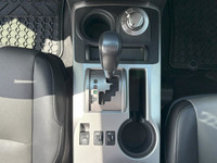 Discover the rugged and reliable 2021 Toyota 4Runner Sr5 Premium, a used SUV with a proven track rec... (image 9)