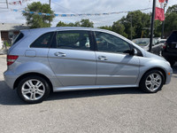 …WE INCLUDE EVERYTHING….MERCEDES B 200 SEDAN BT HEAT SEATS…. LOW LOW KMS….PERFECT. .....PRICE INCLUD... (image 7)