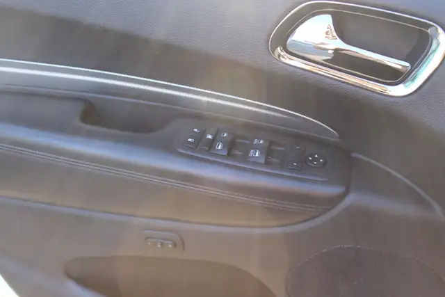 2019 Dodge Durango in Cars & Trucks in Oakville / Halton Region - Image 21