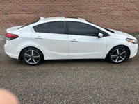 NO ACCIDENTS, NON SMOKER, VERY CLEAN. LEATHER, HEATED AND COOLING SEATS. SUNROOF, NAVIGATION, BACK U... (image 8)