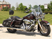  2011 Harley-Davidson FLHRC Road King Classic 103 Motor, ABS Bra