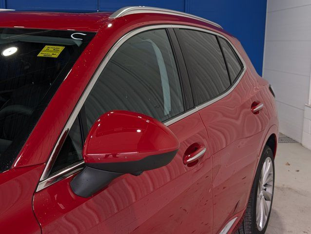 2025 Buick Envision Avenir- Panoramic Moonroof - Tech Pkg in Cars & Trucks in Barrie - Image 4