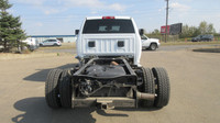 NEW ARRIVAL.. 2017 Ram 5500 SLT 4x4 CREW CAB & CHASSIS - 6 Cylinder 6.7 L Diesel Engine - 6 Speed Ma... (image 6)