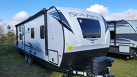 2022 Palomino Solaire 243BHS Travel Trailer- Bunkbeds & slideout