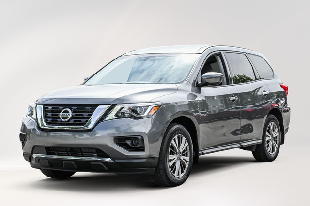 2018 Nissan Pathfinder S | Caméra de Recul | Régulateur de Vites in Cars & Trucks in City of Montréal