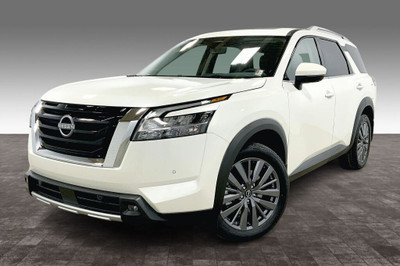 2024 Nissan Pathfinder 4X4 SL