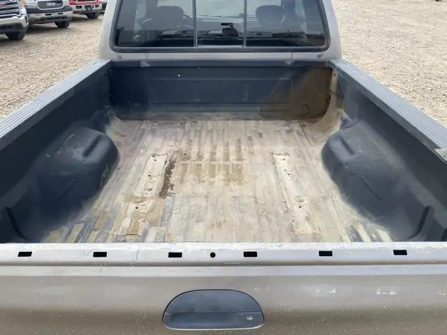 2002 Ford F250 in Cars & Trucks in Edmonton - Image 20