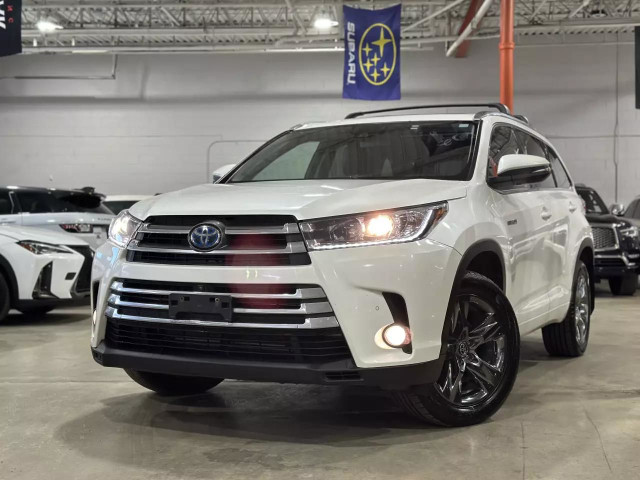 2018 TOYOTA Highlander Hybrid Limited in Cars & Trucks in City of Montréal - Image 2