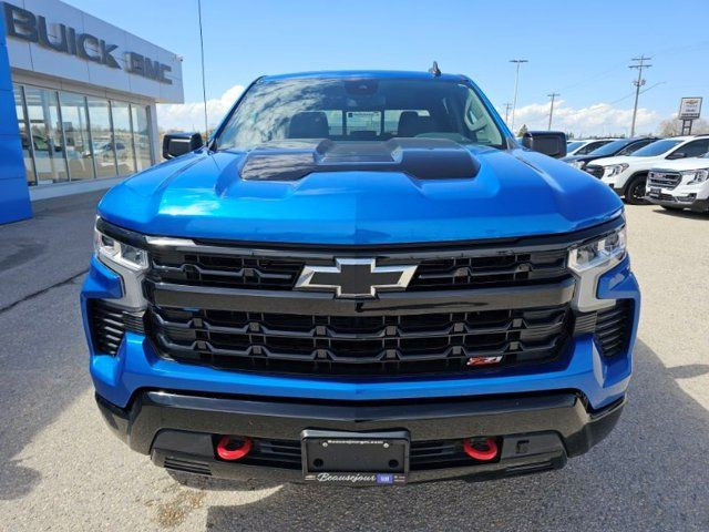 2022 Chevrolet Silverado 1500 LT Trail Boss Crew Cab 4x4 6.2L in Cars & Trucks in Winnipeg - Image 2